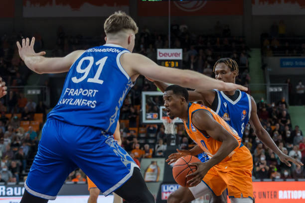 辽宁男篮 辽宁男篮