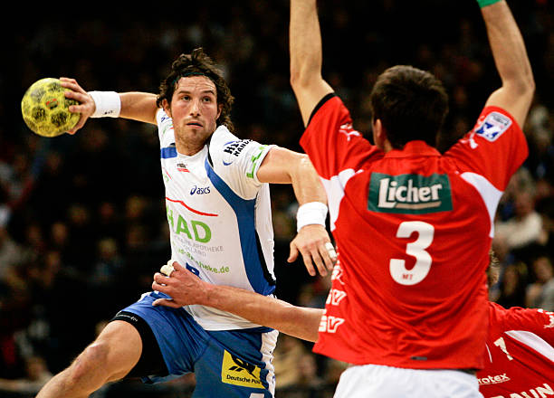 民参与的盛 民参与的盛