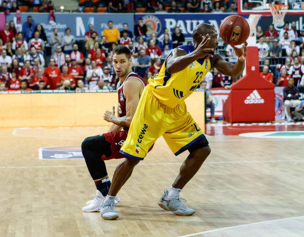 战略调整 战略调整