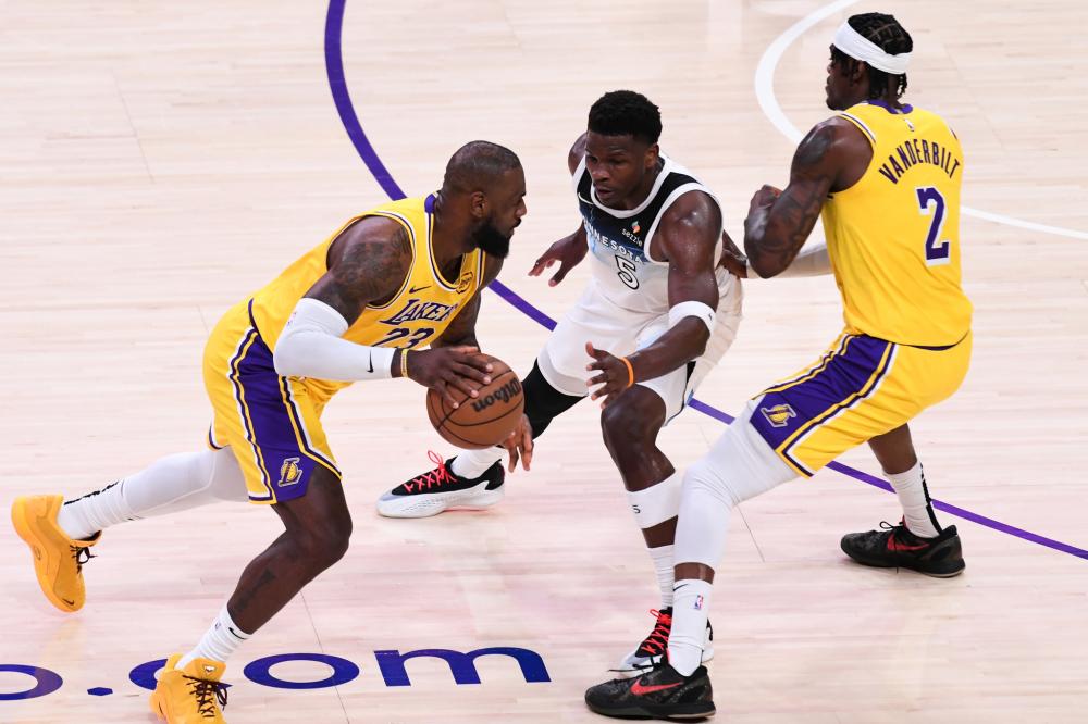 赛成为了彰 赛成为了彰