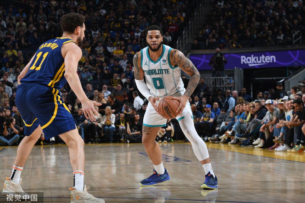 首发与赔率 首发与赔率